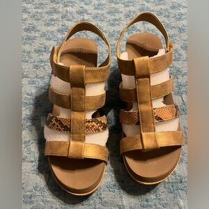 Corkys Boutique wedges. Size 9 New in box